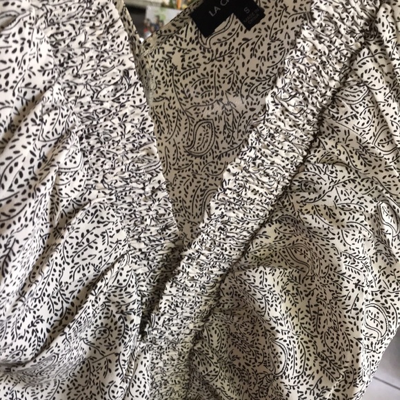 What a dress. It is different oh so becoming - Picture 7 of 10